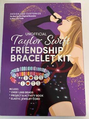 Taylor Swift Friendship Bracelet Kit